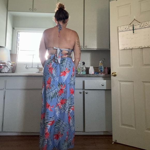 4/$25 Like new SHEIN tropical resort dress sz M - Picture 7 of 7